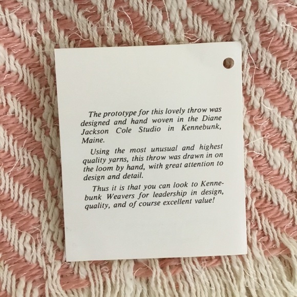KENNEBUNK WEAVERS HAND LOOMED THROW - Picture 2 of 2